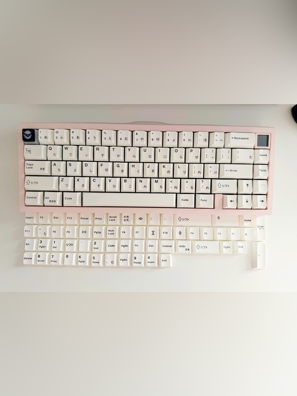 White minimalist keycaps, Cherry profile